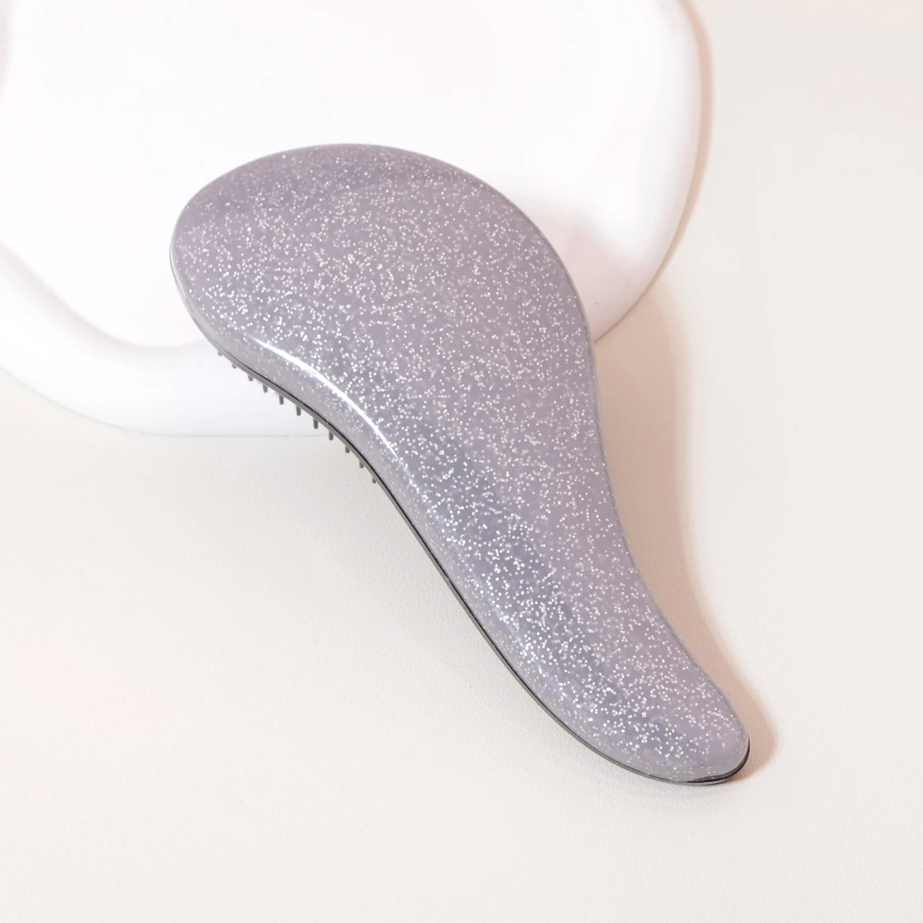 Escova Desembaraçadora Antiestática - Cabelos mais disciplinados e Sem Frizz!