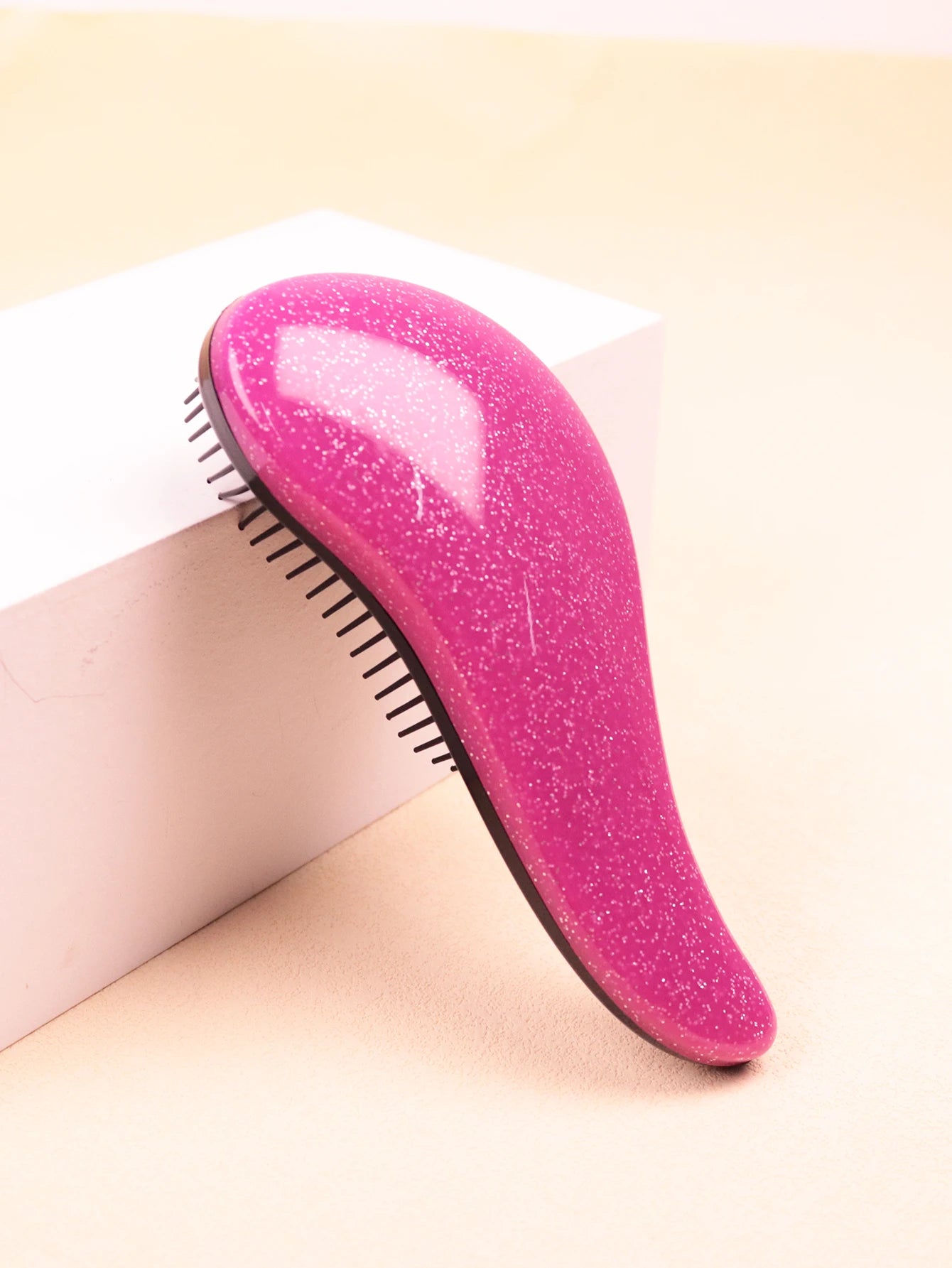 Escova Desembaraçadora Antiestática - Cabelos mais disciplinados e Sem Frizz!